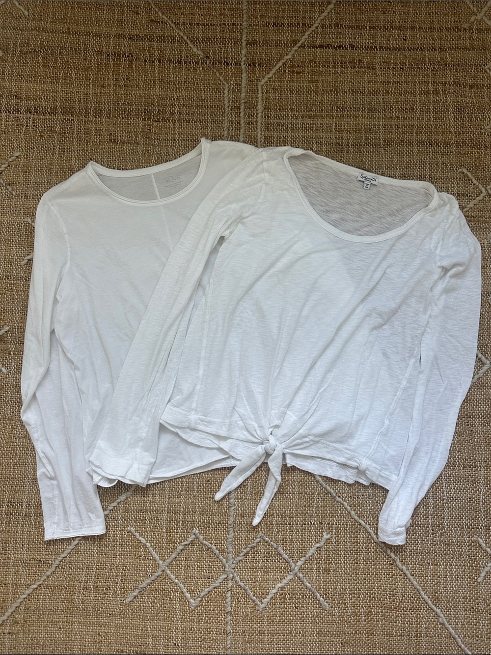 Splendid and Rails Lot of Two Long Sleeve Tees White Medium